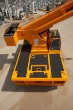 Broderson IC-80 Carry Deck Crane - Image 2