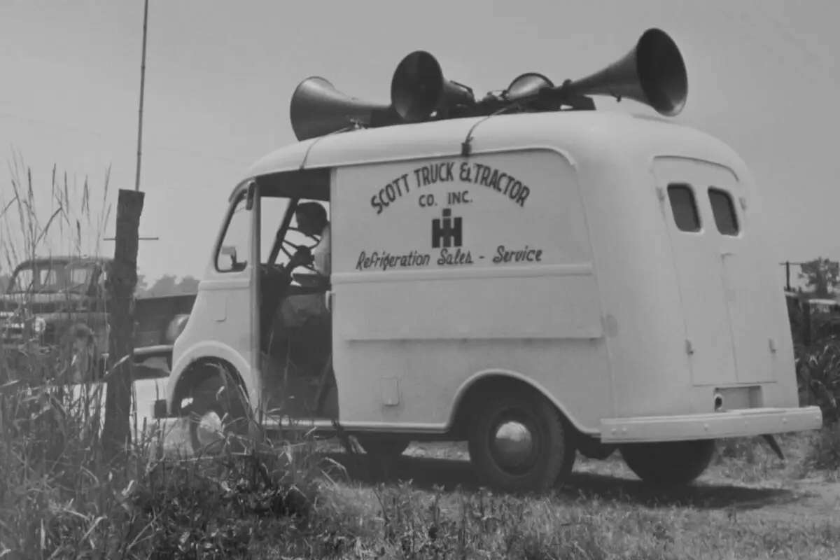 Scott equipment historical truck and tractor refrigeration sales
